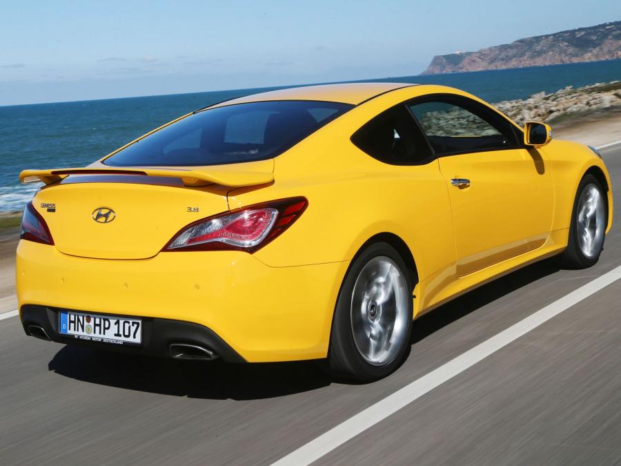  Hyundai Genesis Coupe 2012 года  (фото 15 из 16)